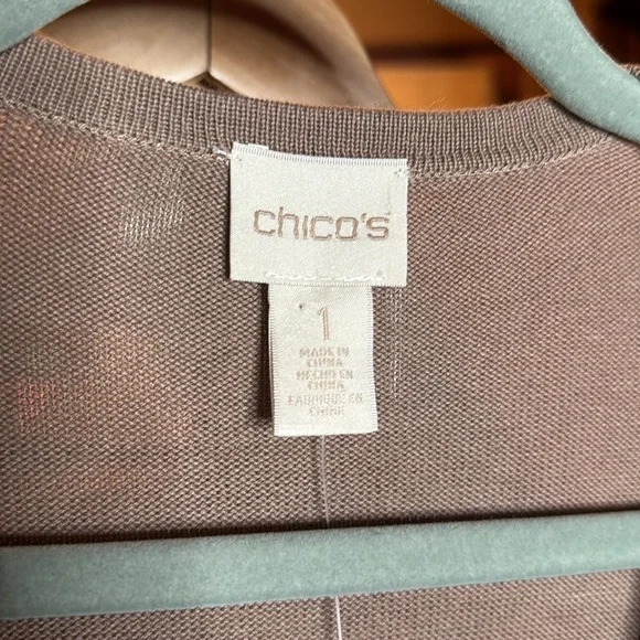 NWT Chico’s Long Pleated Cardigan Taos Taupe Size 8 Medium (1) - Picture 3 of 7